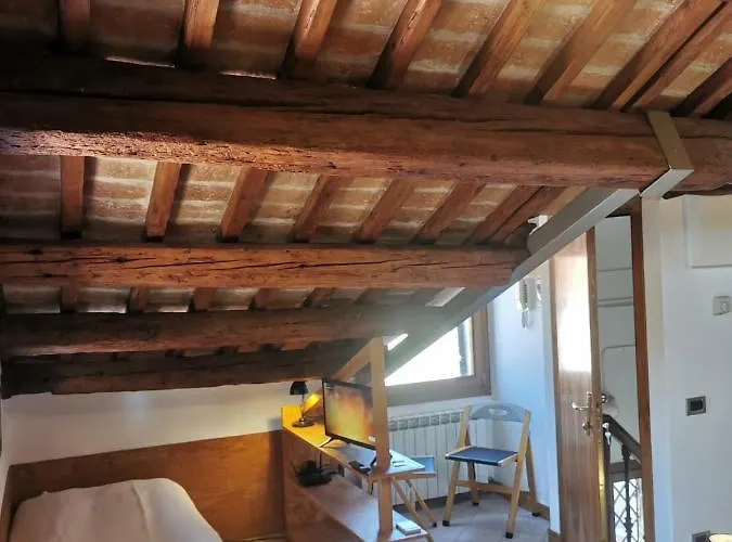 Ca' Marcello Terrace 511 Altana Wifi דירה *