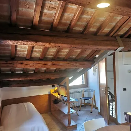 Ca' Marcello Terrace 511 Altana Wifi アパート *